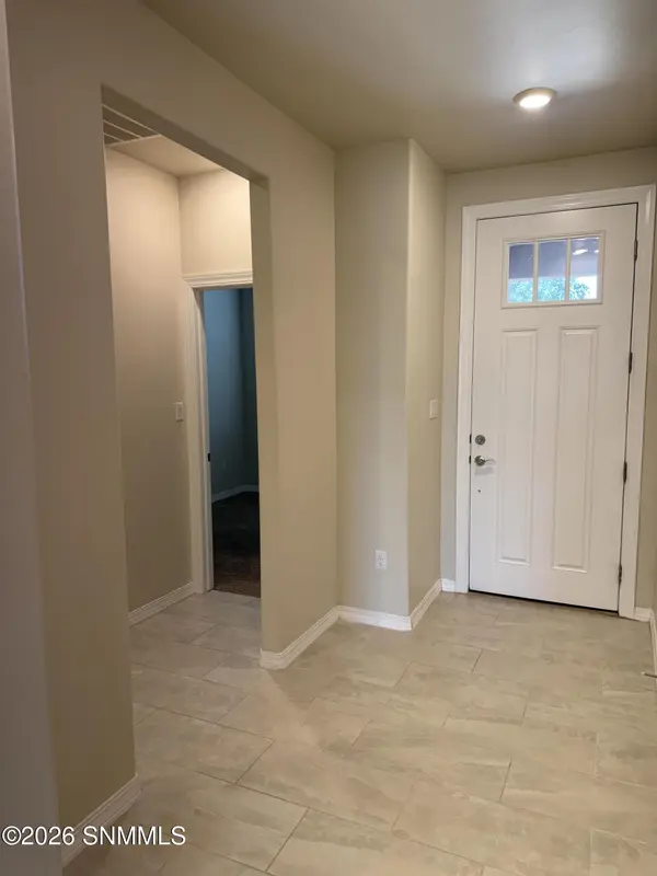 2955 Aragon AVE, Las Cruces, NM 88007
