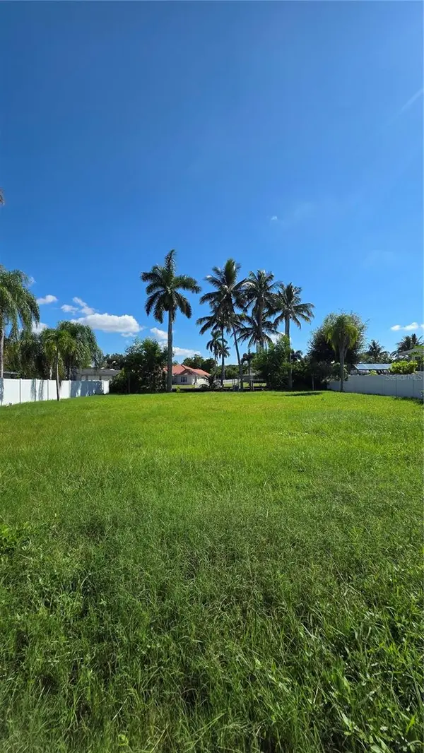6915 9TH AVE NW, Bradenton, FL 34209