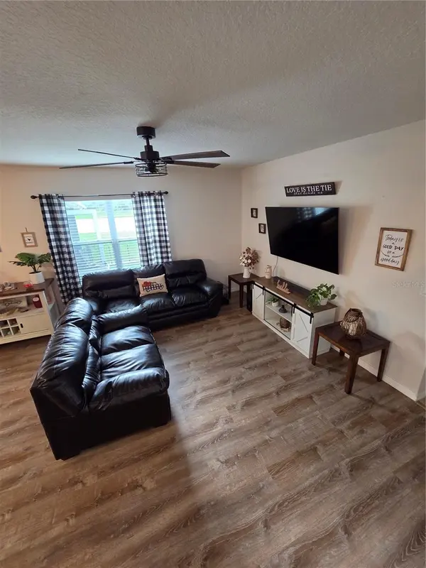 4230 ROBERTA DR, Winter Haven, FL 33881