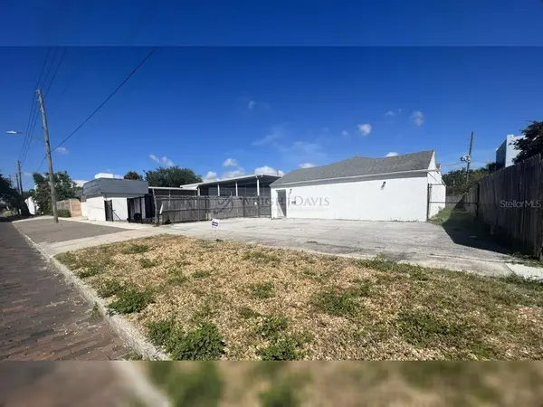 2121 2ND AVE S, St Petersburg, FL 33712