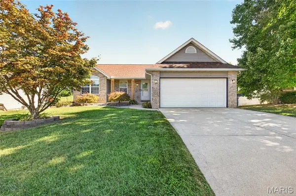 629 High School ST, Collinsville, IL 62234