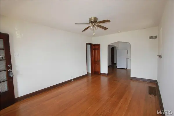5021 Oleatha AVE #1st fl, St Louis, MO 63139