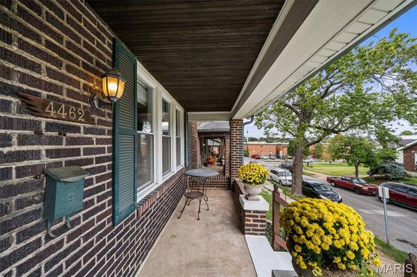 4462 Neosho ST, St Louis, MO 63116