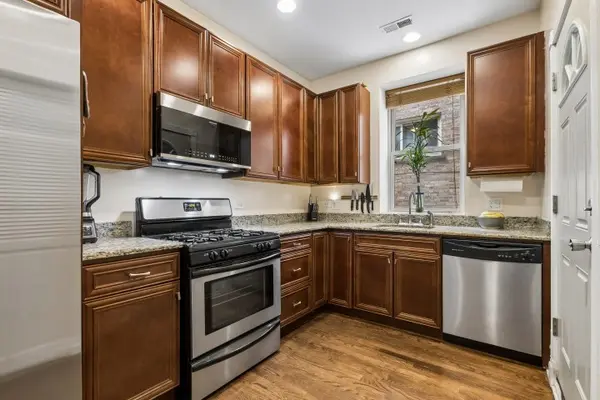 1641 W Farwell AVE #1S, Chicago, IL 60626