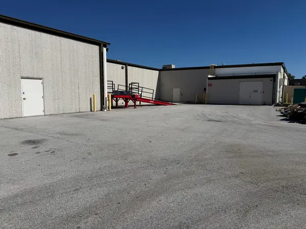 4300 44TH AVE, Moline, IL 61265