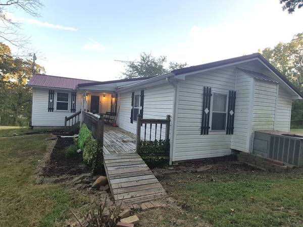 32 Il Route 34 Route, Rosiclare, IL 62982