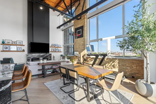 2614 N Clybourn AVE #401, Chicago, IL 60614