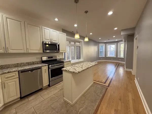 2449 N Ridgeway AVE #1, Chicago, IL 60647