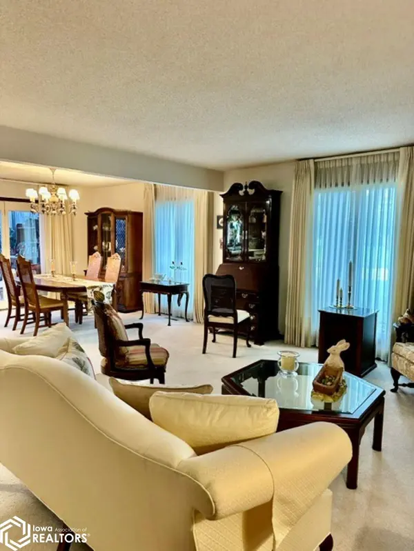 1609 UNIT A ORCHARD MEADOW DR, Burlington, IA 52601