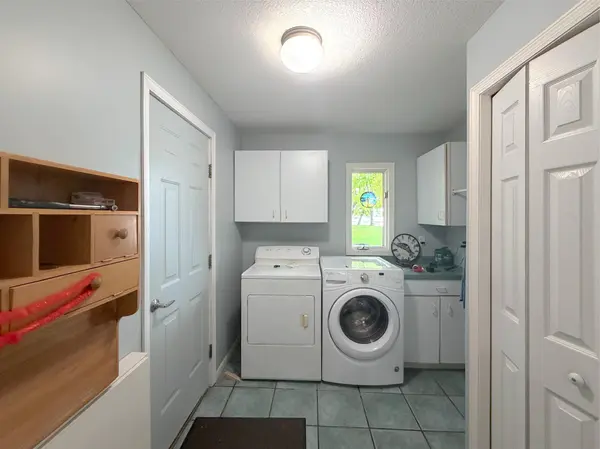 1811 Grant AVE NW, Maple Lake, MN 55358