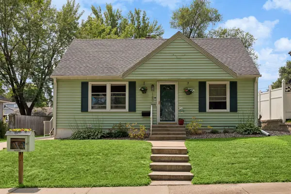 180 Westchester DR, West Saint Paul, MN 55118