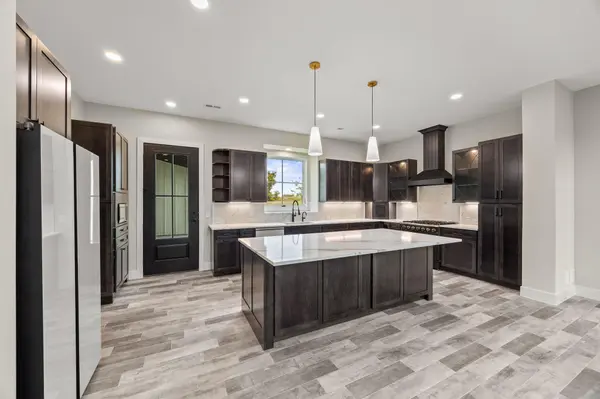 8800 Grace LN N, Greenfield, MN 55357