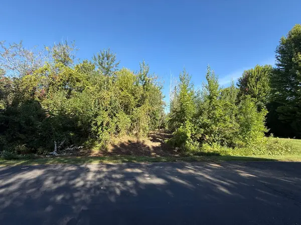 L8 B1 319th LN NE, Cambridge, MN 55008