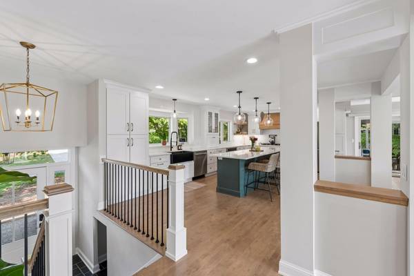 2312 Sheridan Hills RD, Wayzata, MN 55391