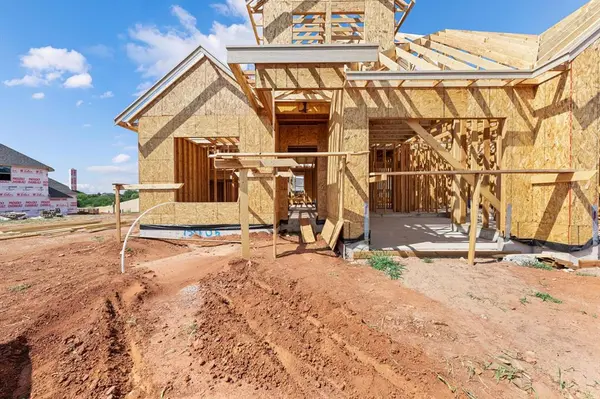 15405 Addison LN, Edmond, OK 73013