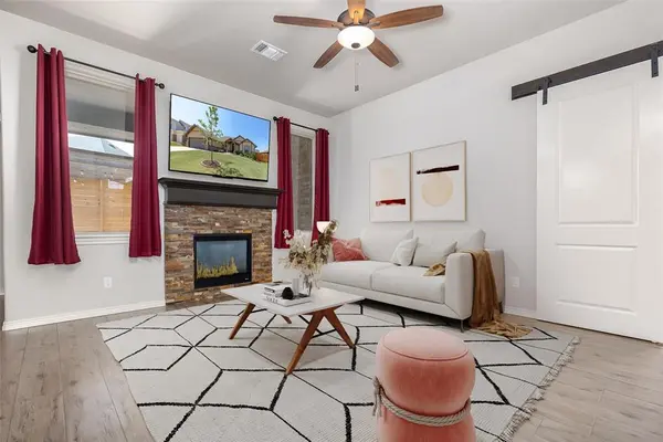 2333 El Cajon ST, Edmond, OK 73034