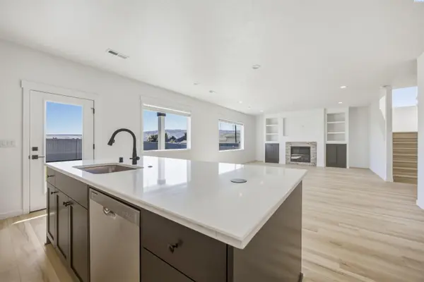 128 Scott Rd, Prosser, WA 99350
