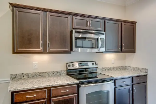 1101 Downs Blvd #302, Franklin, TN 37064