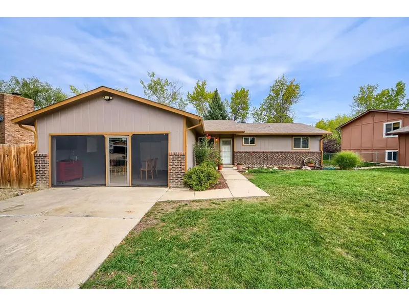 2542 Cambridge, Longmont, CO 80503