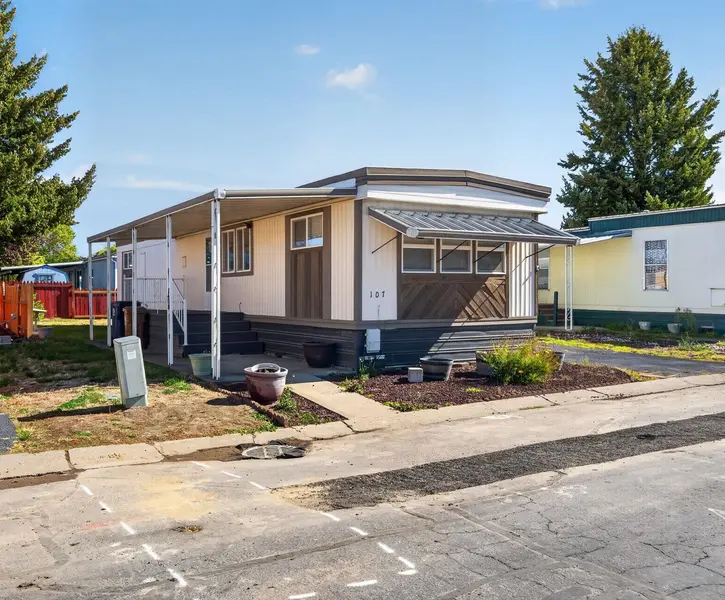 1211 E Lyons Ave ## 107, Spokane, WA 99208