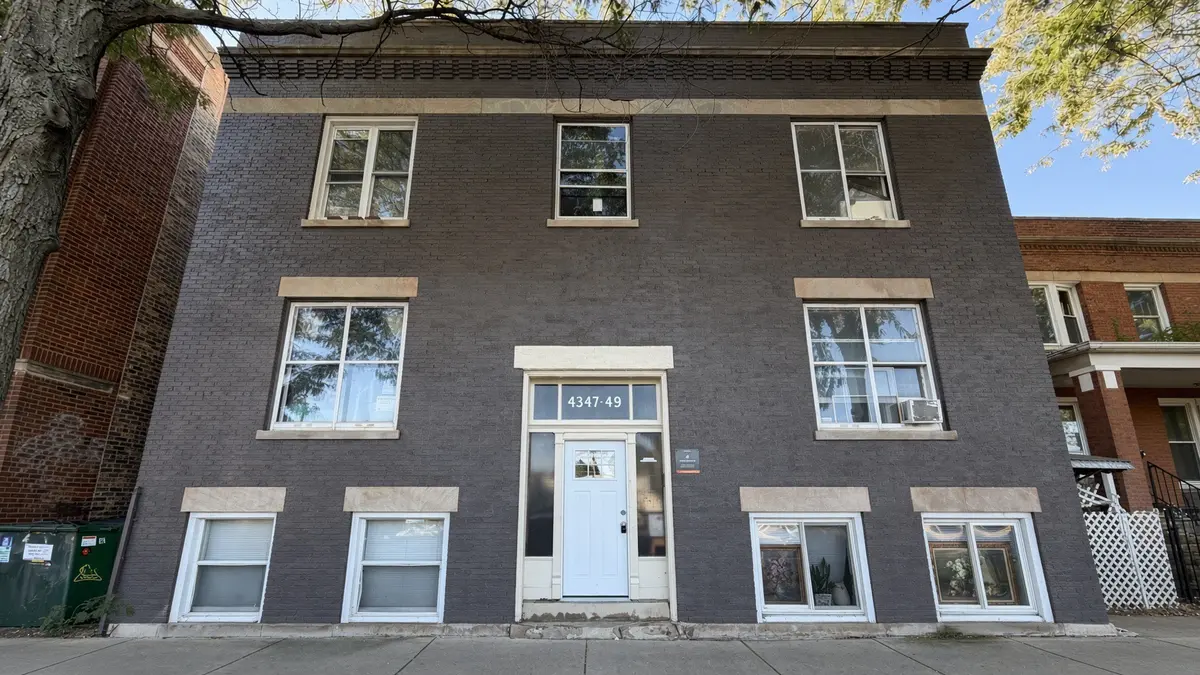 4347 W Irving Park RD #GE, Chicago, IL 60641