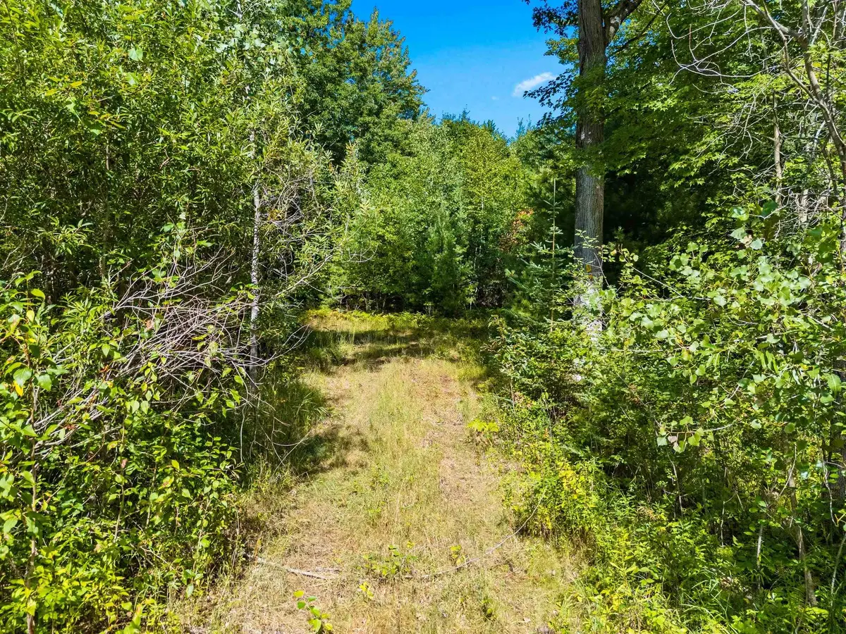 RIGHT OF WAY RD, Peshtigo, WI 54157