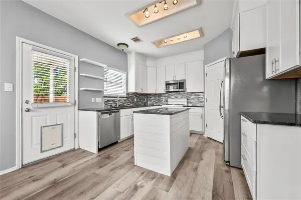 665 Reggie Jackson TRL, Round Rock, TX 78665