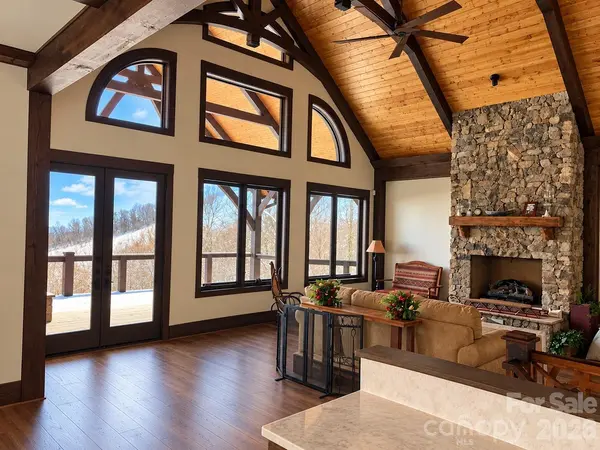 30 Finlaystone TRCE, Waynesville, NC 28786