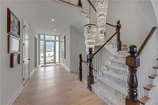 11710 W 181st TER, Overland Park, KS 66013