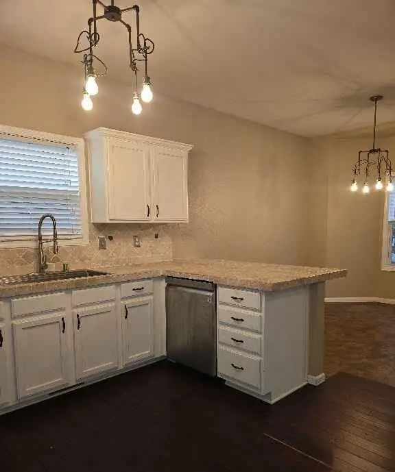 2408 Haversham DR, Lawrence, KS 66049