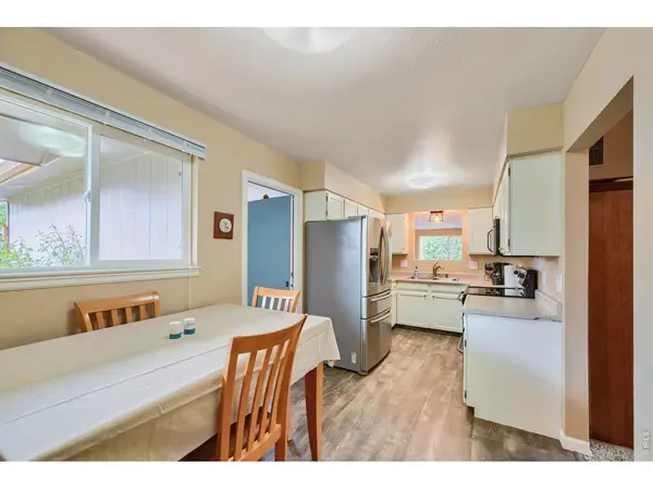 2542 Cambridge, Longmont, CO 80503