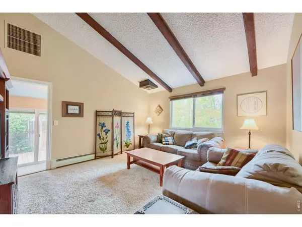 2542 Cambridge, Longmont, CO 80503
