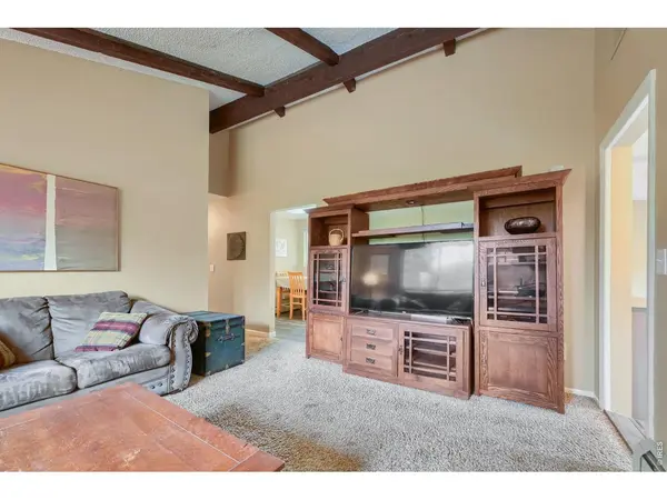 2542 Cambridge, Longmont, CO 80503