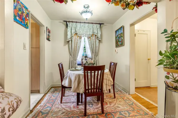 70-79 Park DR #B, Kew Garden Hills, NY 11367