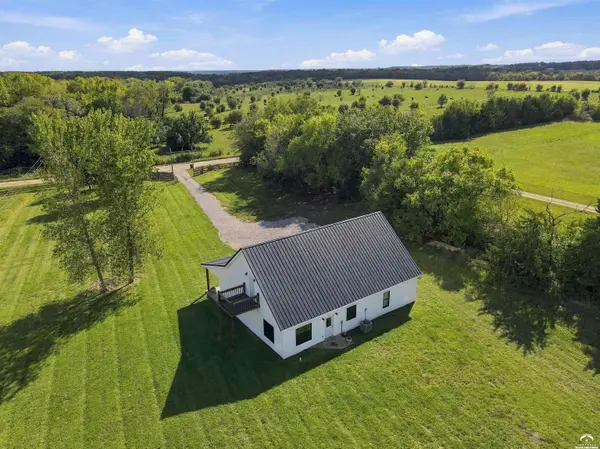 14708 46th ST, Perry, KS 66073