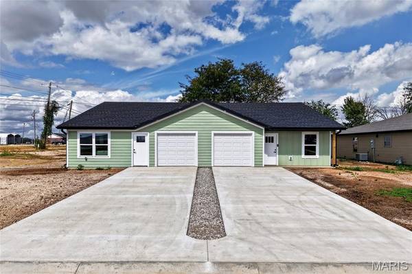105 Conner DR, Lebanon, MO 65536