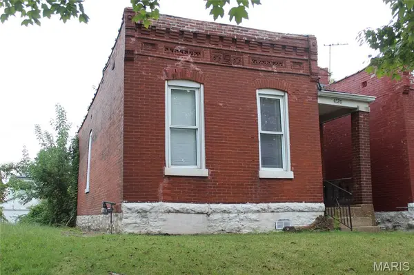 4620 Michigan AVE, St Louis, MO 63111