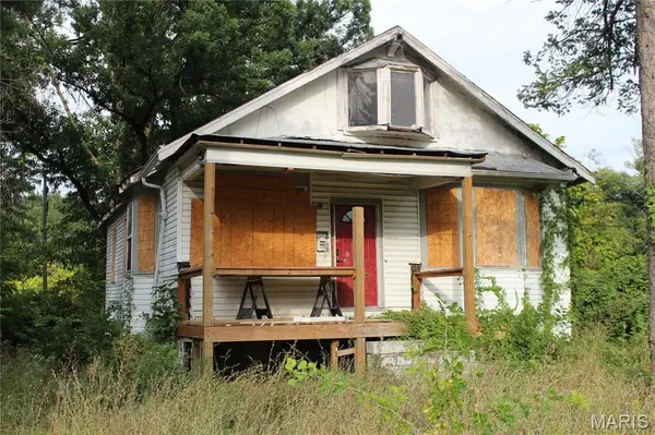 2629 Terrace LN, Jennings, MO 63136