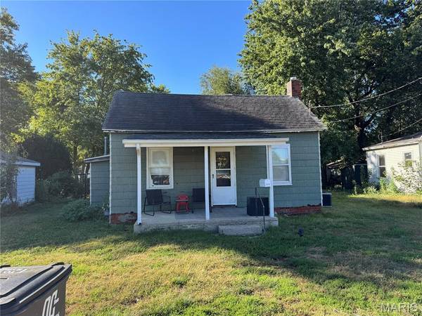 204 E Columbia ST, Litchfield, IL 62056
