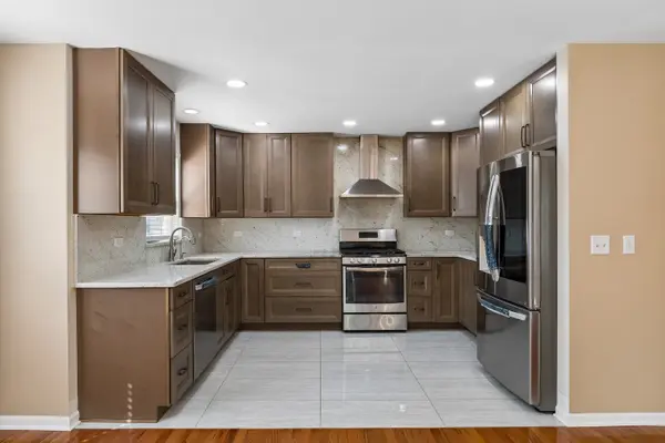 2504 Fairbanks CT, Naperville, IL 60540