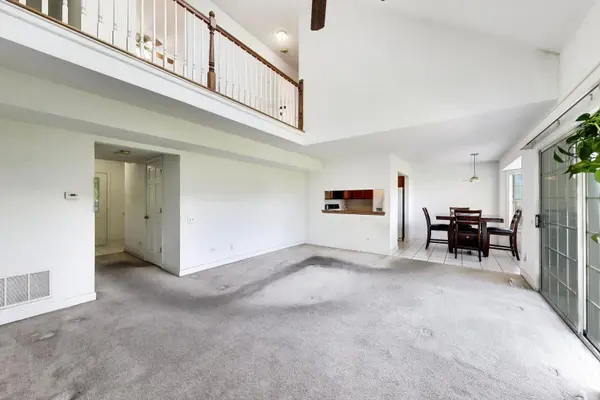 9166 GREENCASTLE LN, Orland Park, IL 60462