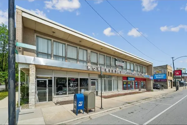 6114 W North AVE, Chicago, IL 60639