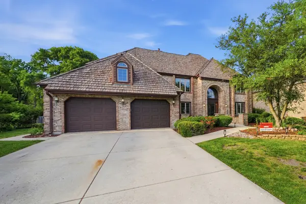 10650 Wildwood DR, Palos Park, IL 60464