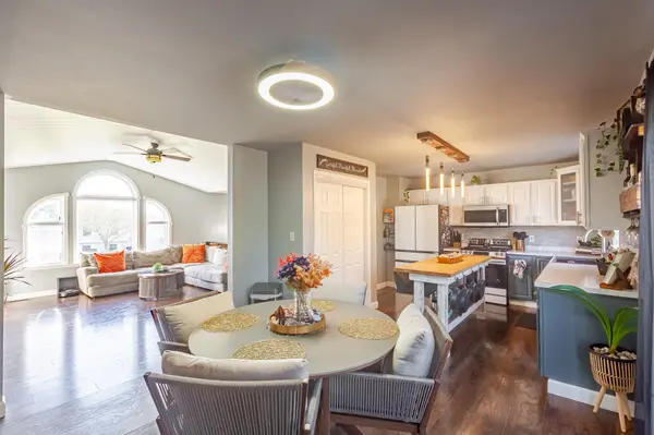 754 Carriage DR, Lowell, IN 46356