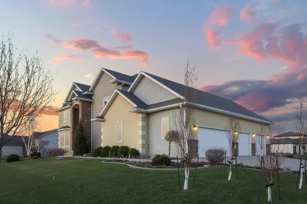3413 50th ST N, Reiles Acres, ND 58102