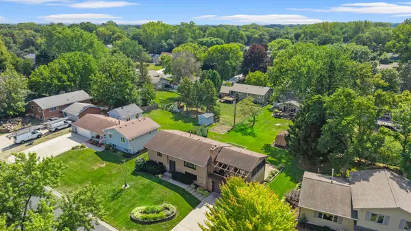 2683 17th TER NW, New Brighton, MN 55112