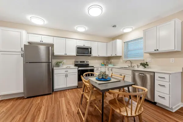1360 Winthrop ST N #2, Saint Paul, MN 55119