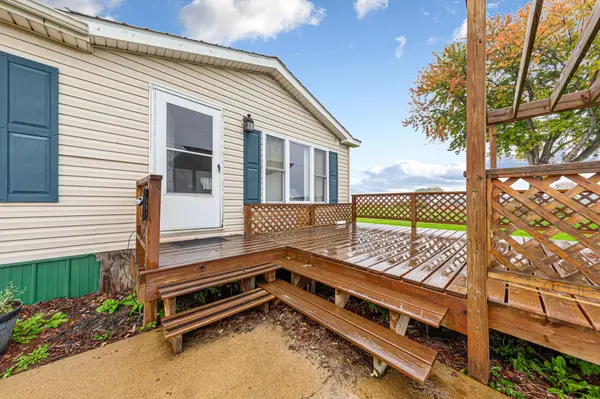 82090 State Highway 251, Austin, MN 56045