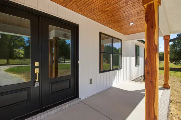 25 MEDLEY LN, Estill Springs, TN 37330