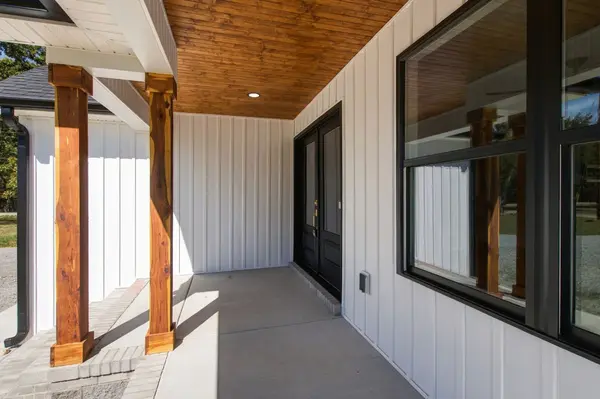 25 MEDLEY LN, Estill Springs, TN 37330